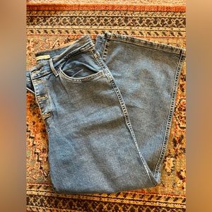Mile high cropped wide leg size 30 -Levi’s jeans